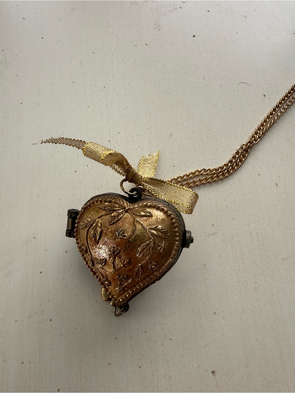 Heart Locket Necklace - Elegant Floral Pendant